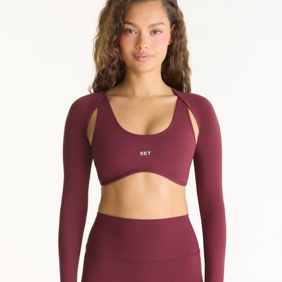 BRAND NEW SET ACTIVE LUX BOLERO